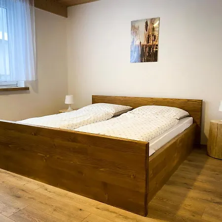 Pod Jodlami 팜스테이